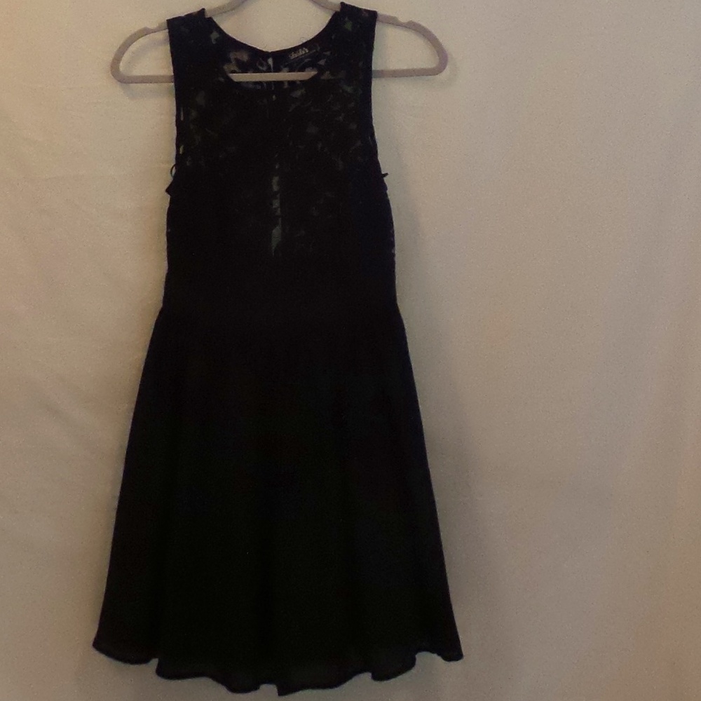 Lulus Lace Top Skater dress || S